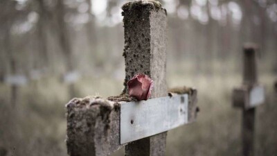 В Актау места на кладбище продавали поверх существующих могил