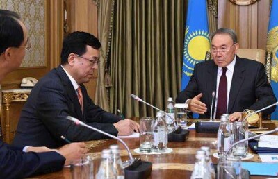 Назарбаев обсудил совместные нефтегазовые проекты с главой китайской корпорации