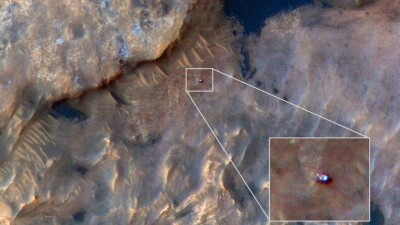 В NASA показали снимок планетохода Curiosity, сделанный с орбиты Марса