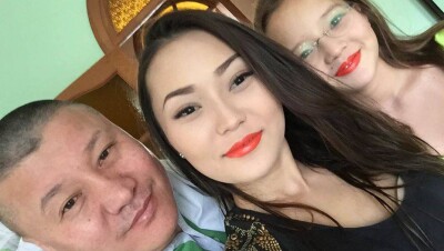 Дочь Баян Есентаевой опровергла информацию о том, что является защитницей отца