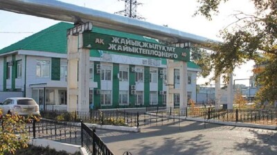 Несмотря на усилия акимов ЗКО и Уральска, город вновь отключили от горячей воды