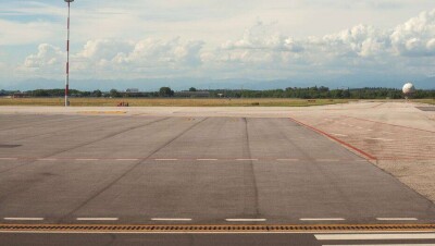 Миллионы тенге задолжали строителям нового аэропорта в Туркестане