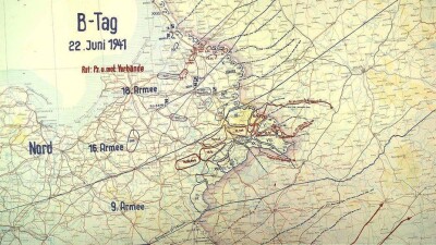 Трофейную карту плана "Барбаросса" и другие документы ВОВ показало Минобороны России