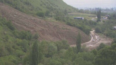 В двух районах Алматинской области сохраняется угроза схода оползня