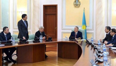 Дисциплина в МИД должна быть, как в армии - Назарбаев