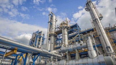 Нефтяникам Актобе, требовавшим повышения зарплаты на 50%, пошли навстречу 