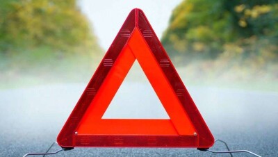 В Петропавловске водитель Lexus сбил двух девушек: пострадавшие в тяжёлом состоянии