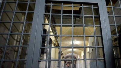 Изнасиловавший 11-летнюю девочку и её мать повесился в колонии в ЗКО