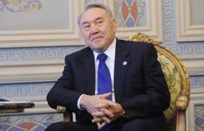 Казахстанцы смеются сквозь слёзы над анекдотом Назарбаева про плохих врачей