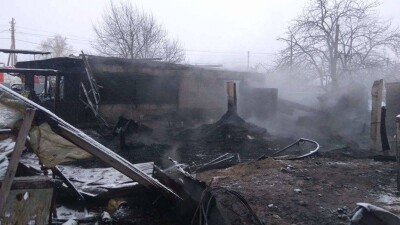 Полицейские из СКО спасли четырёх детей и двух женщин из горящего дома