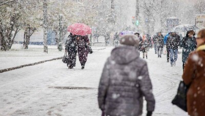 Трассы из Нур-Султана закрыты по всем направлениям, некоторые авиарейсы отменены