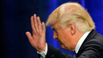 42% американцев выступают за импичмент Дональду Трампу 