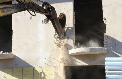 Первое здание по поручению Назарбаева снесли в Алматы