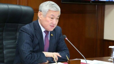 Сапарбаев призвал актюбинцев не перекладывать проблемы на власть, а работать