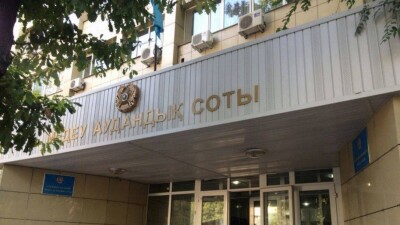 Алматинские полицейские задержали сбежавшего из здания суда рецидивиста