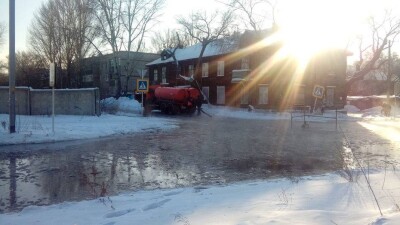 Авария в Павлодаре оставила без горячей и холодной воды около 600 абонентов
