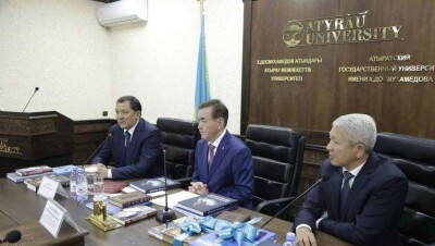 Начальник канцелярии Президента РК Махмуд Касымбеков встретился с Атыраускими студентами