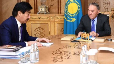 Назарбаев ректору КазНУ: Важно поднимать авторитет университета
