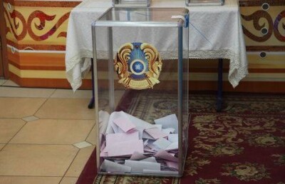 Новый вброс бюллетеней сняли на видео в Алматы