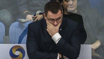 "Барыс" с разгромным счётом проиграл "Нефтехимику" в КХЛ