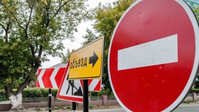 В Астане и Алматы на двух улицах частично ограничат движение для автотранспорта