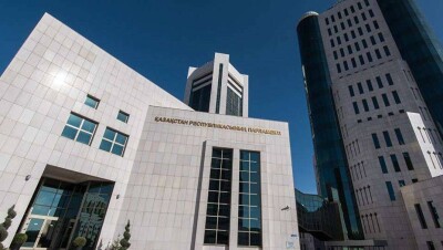 Парламент Казахстана принял поправки в законодательство по вопросам транспорта