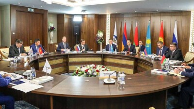 Сагинтаев назвал барьеры в ЕАЭС, которые следует устранить