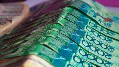 Казахстанцы отправили в Россию и Китай 20 миллиардов тенге за месяц