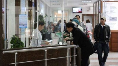 Сенатор Бектаев: Жители Жамбылской области едут в Бишкек, чтобы пройти обследование