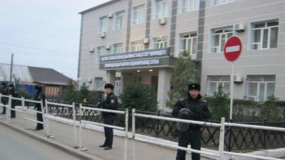 Почему процесс по теракту в Актобе будет закрытым, пояснили в областном суде