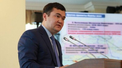 Министр по инвестициям и развитию назвал размер своей зарплаты