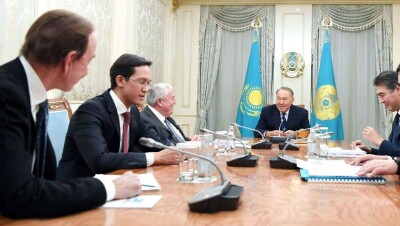 Назарбаев поручил создать бюджетную авиакомпанию с низкими тарифами