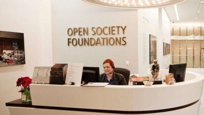 В Турции закрывают представительство фонда Сороса из-за обвинений Эрдогана