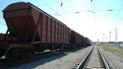 Мукомолов ЮКО пообещали до конца октября обеспечить зерновозами