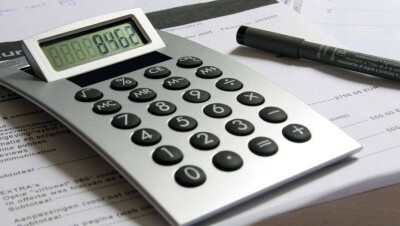 Аким села в Карагандинской области попала на совет по этике из-за бизнеса свекрови