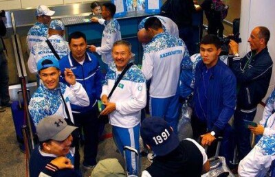 Флешмобом решили поддержать казахстанских боксёров на играх в Рио-2016