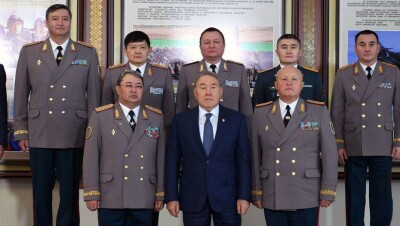 Назарбаев: К 2020 году боевая мощь Вооружённых сил РК должна вырасти в полтора раза 