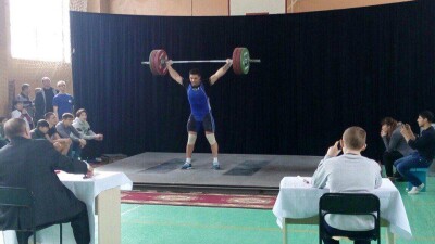 Федерация тяжёлой атлетики согласилась с дисквалификацией казахстанского спортсмена