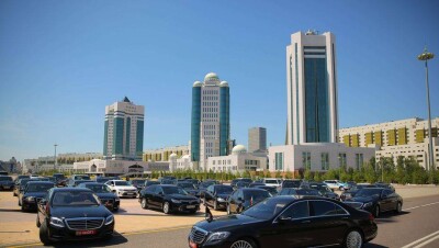 Елімізде шетелдік маркалы автокөліктерді мемлекеттік сатып алуға екі жылға шектеу қою ұсынылды. Жаңалықтарға шолу