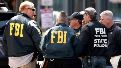 Агенты ФБР пожаловались Трампу, что не получают зарплату из-за шатдауна