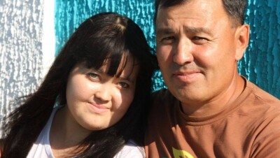 Казахстанцы скинулись на пересадку почки девушке из Уральска