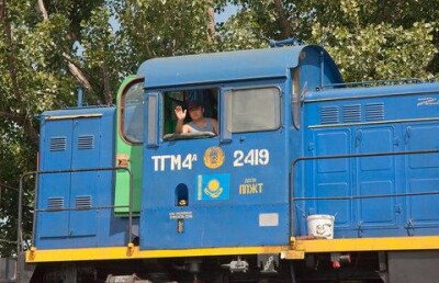"Капитанов" казахстанских поездов будут представлять пассажирам