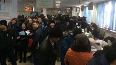 Родственники погибшего в очереди в ЦОНе заявили, что он ничем не болел