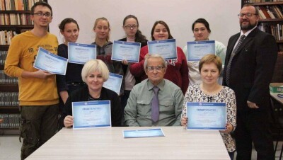 78-летний житель Атырау принял участие в международной акции "Географический диктант"