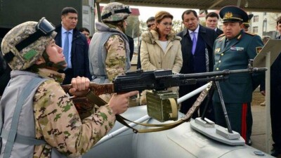 Дариге Назарбаевой представили военную технику, производимую в Петропавловске