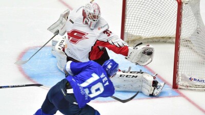 "Барыс" не смог выиграть пятый матч подряд в КХЛ