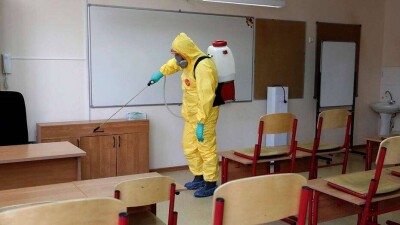 В Москве после каникул в школы вернутся только ученики 1-5 классов, остальные будут учиться дистанционно