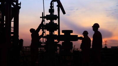 Нефтяники Актобе в суде добились выплаты компенсации за вредность