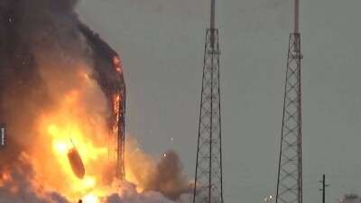 Взорвавшуюся ракету со спутником Марка Цукерберга перестраховали в Казахстане