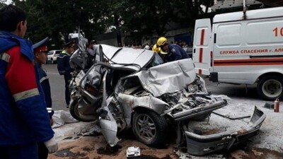 Самый аварийный участок дорог в Казахстане находится в Алматы